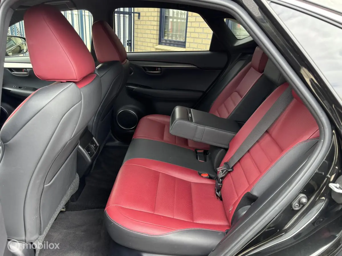 300h AWD F Sport Line