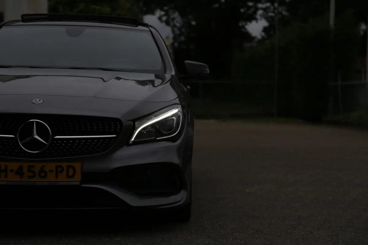 200 d AMG Aut.*Perfect Onderh.*Euro 6*Pano/Night/Sfeer/LED/Camera/Stoelverw./Half Leder/Climate-Control/Cruise-Control/Parkeersens.V+A/18 inch LM*