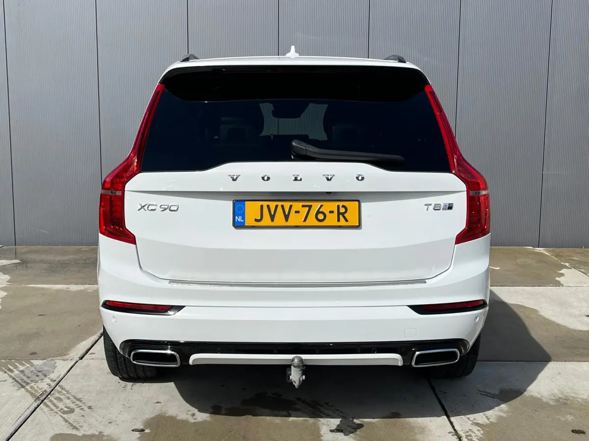 2.0 T8 Twin Engine AWD R-Design | 22' LMV Velgen | Elek. Trekhaak | Head-Up Display | Panoramadak |