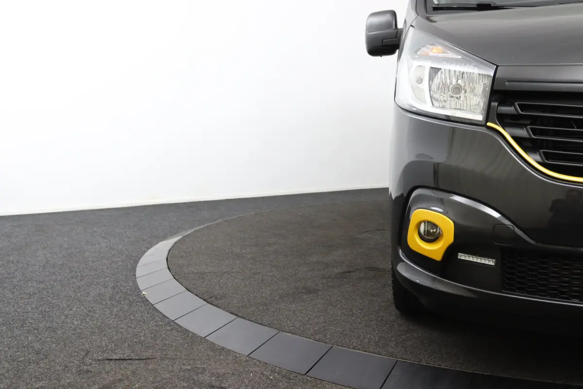 1.6 dCi T29 L2H1 Formula Edition Yellow Energy | Navigatie | Climate Control | Parkeersensoren | DAB | Bluetooth | Cruise Control | Navigatie