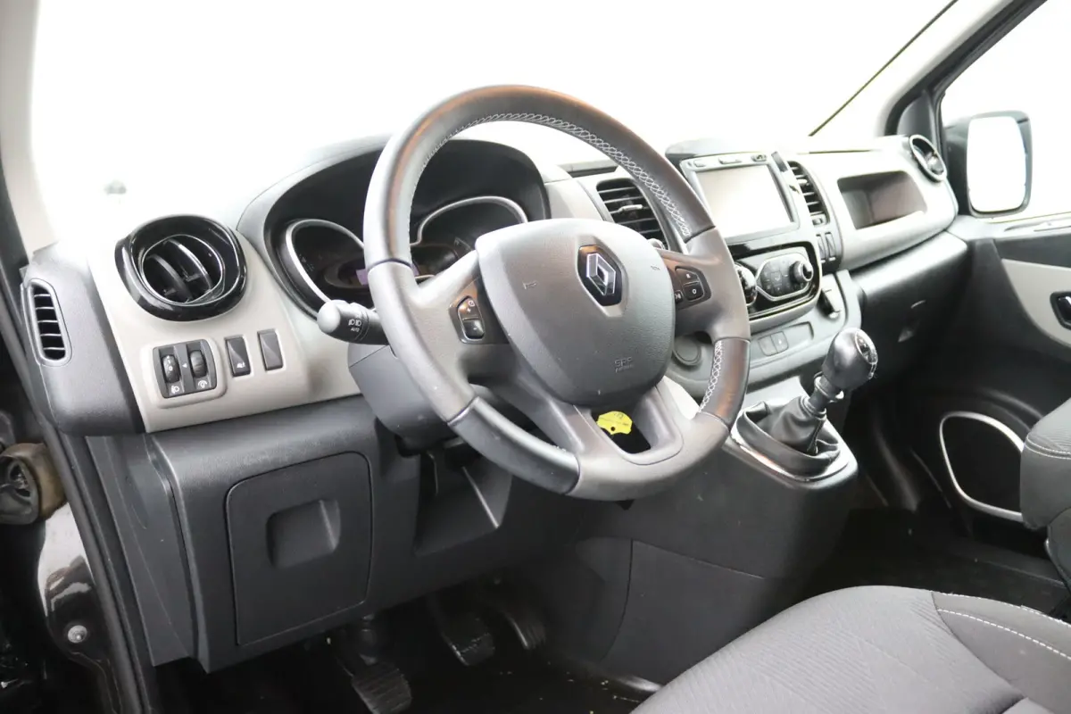 1.6 dCi T29 L2H1 Formula Edition Yellow Energy | Navigatie | Climate Control | Parkeersensoren | DAB | Bluetooth | Cruise Control | Navigatie
