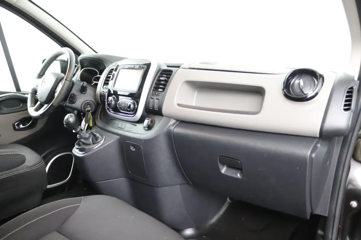 1.6 dCi T29 L2H1 Formula Edition Yellow Energy | Navigatie | Climate Control | Parkeersensoren | DAB | Bluetooth | Cruise Control | Navigatie
