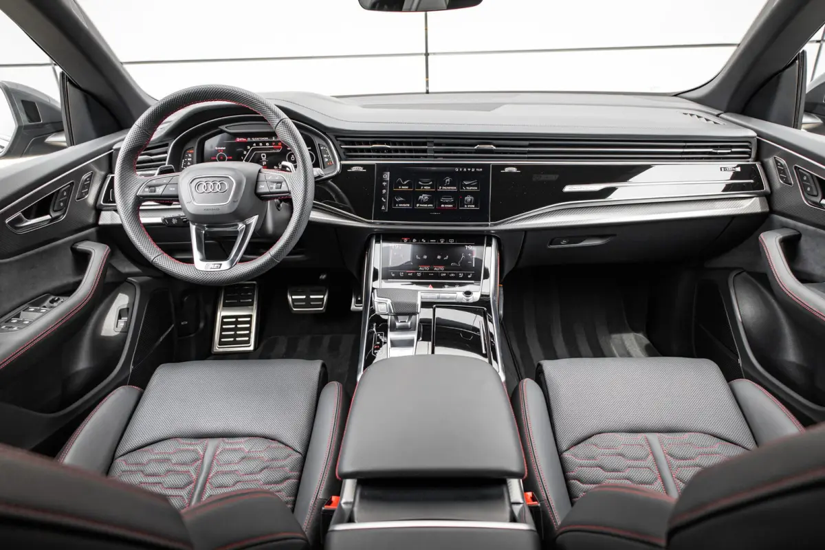 RS 4.0 TFSI 640pk quattro Performance | Keramisch | Head-up | Trekhaak | Panoramadak | Massage | 23" LMV | 360 Camera