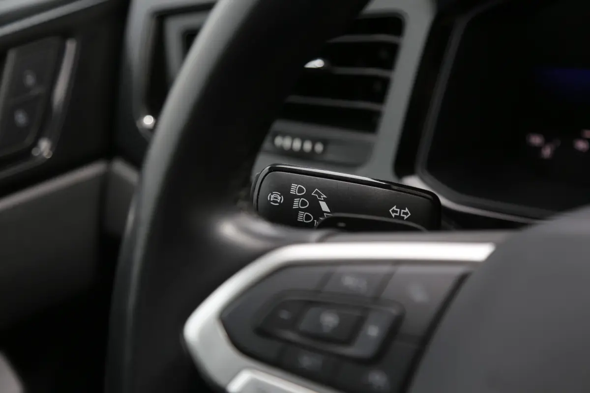 1.0 TSI Life Automaat*Perfect Onderh.*IQ Drive/ACC/Stoelverw./Apple Carplay-Android/Airco/Parkeersens.*