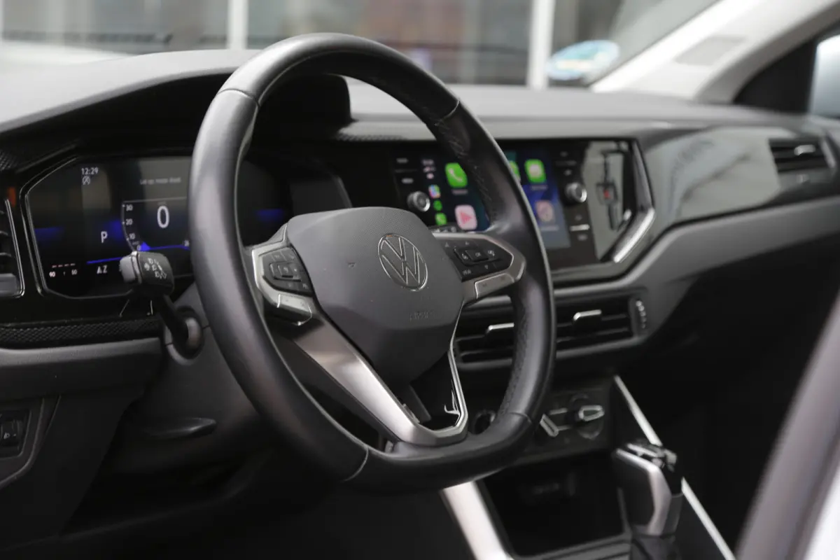 1.0 TSI Life Automaat*Perfect Onderh.*IQ Drive/ACC/Stoelverw./Apple Carplay-Android/Airco/Parkeersens.*