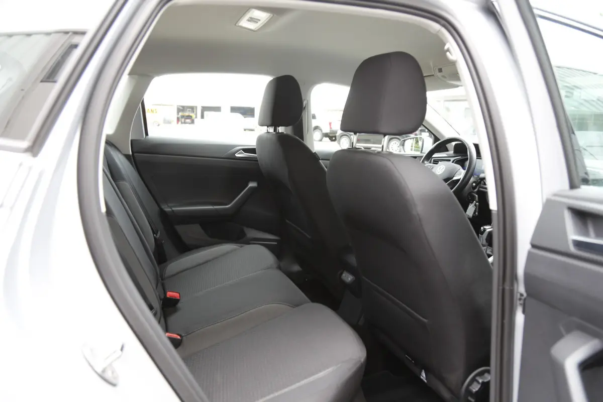 1.0 TSI Life Automaat*Perfect Onderh.*IQ Drive/ACC/Stoelverw./Apple Carplay-Android/Airco/Parkeersens.*