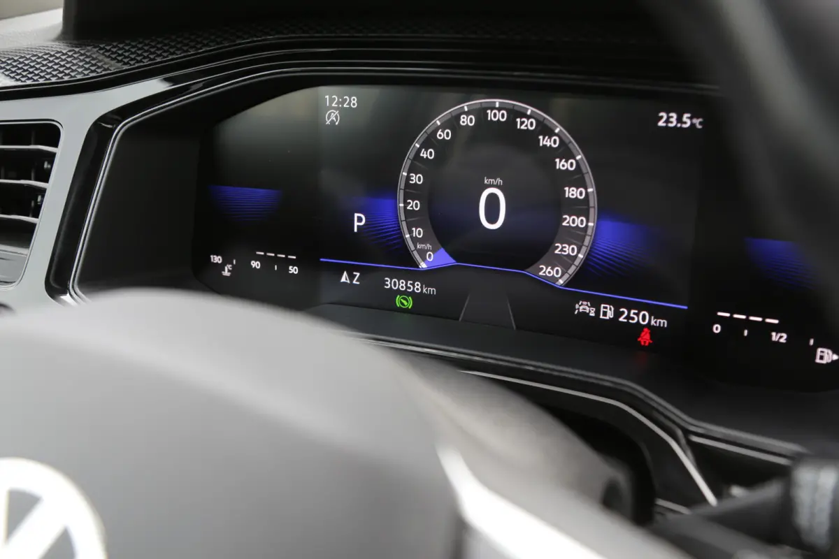 1.0 TSI Life Automaat*Perfect Onderh.*IQ Drive/ACC/Stoelverw./Apple Carplay-Android/Airco/Parkeersens.*