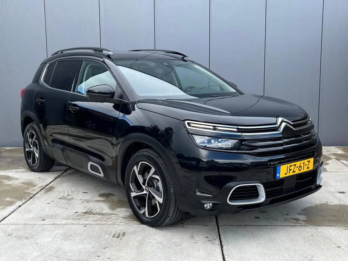 1.6 Plug-in Hybrid 225 Feel | 360 Camera | Climate Control | Keyless | Lederen Bekleding |