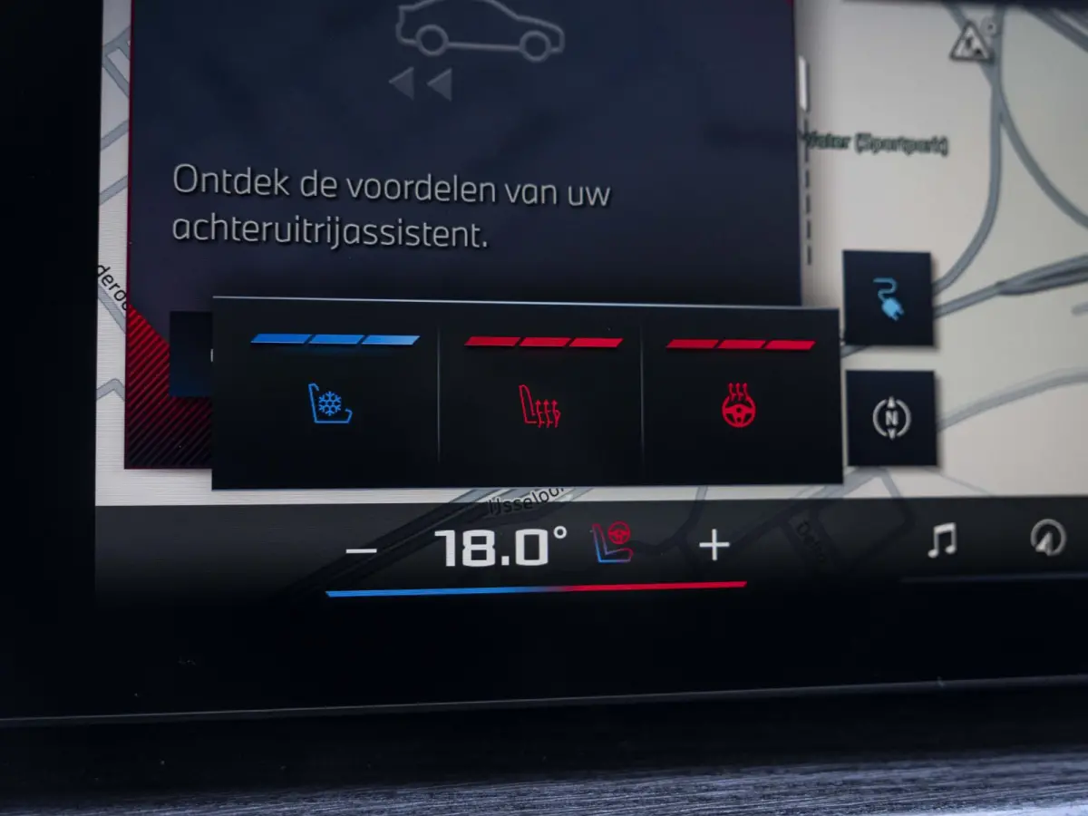 M70 xDrive SoH 100% | M Performance Pack | Connoisseur Pack | Executive Lounge | Innovation Pack | 21 inch | Active Steering | Executive Drive Pro | Kristalkoplampen | Driving Assistant Prof