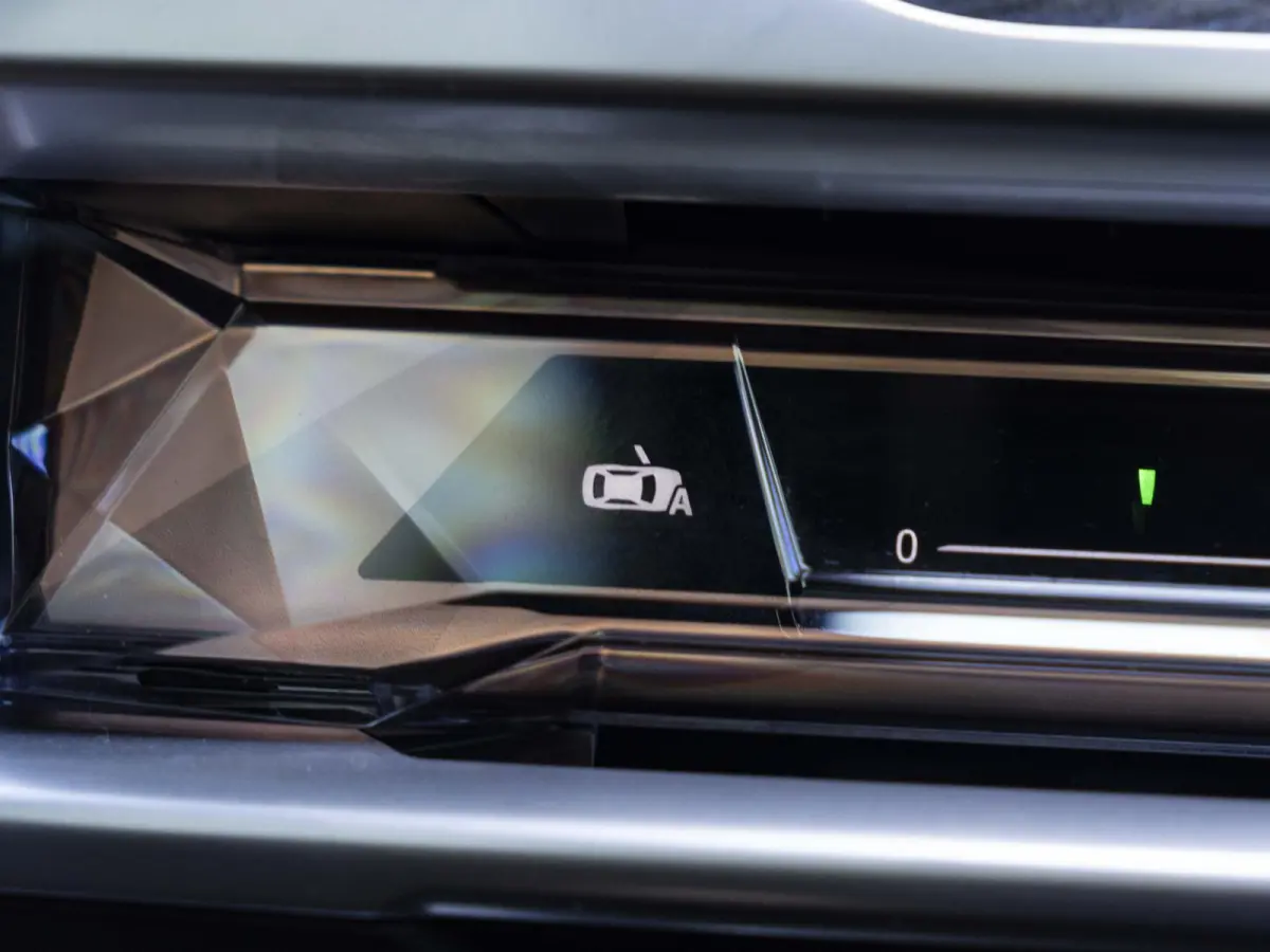 M70 xDrive SoH 100% | M Performance Pack | Connoisseur Pack | Executive Lounge | Innovation Pack | 21 inch | Active Steering | Executive Drive Pro | Kristalkoplampen | Driving Assistant Prof
