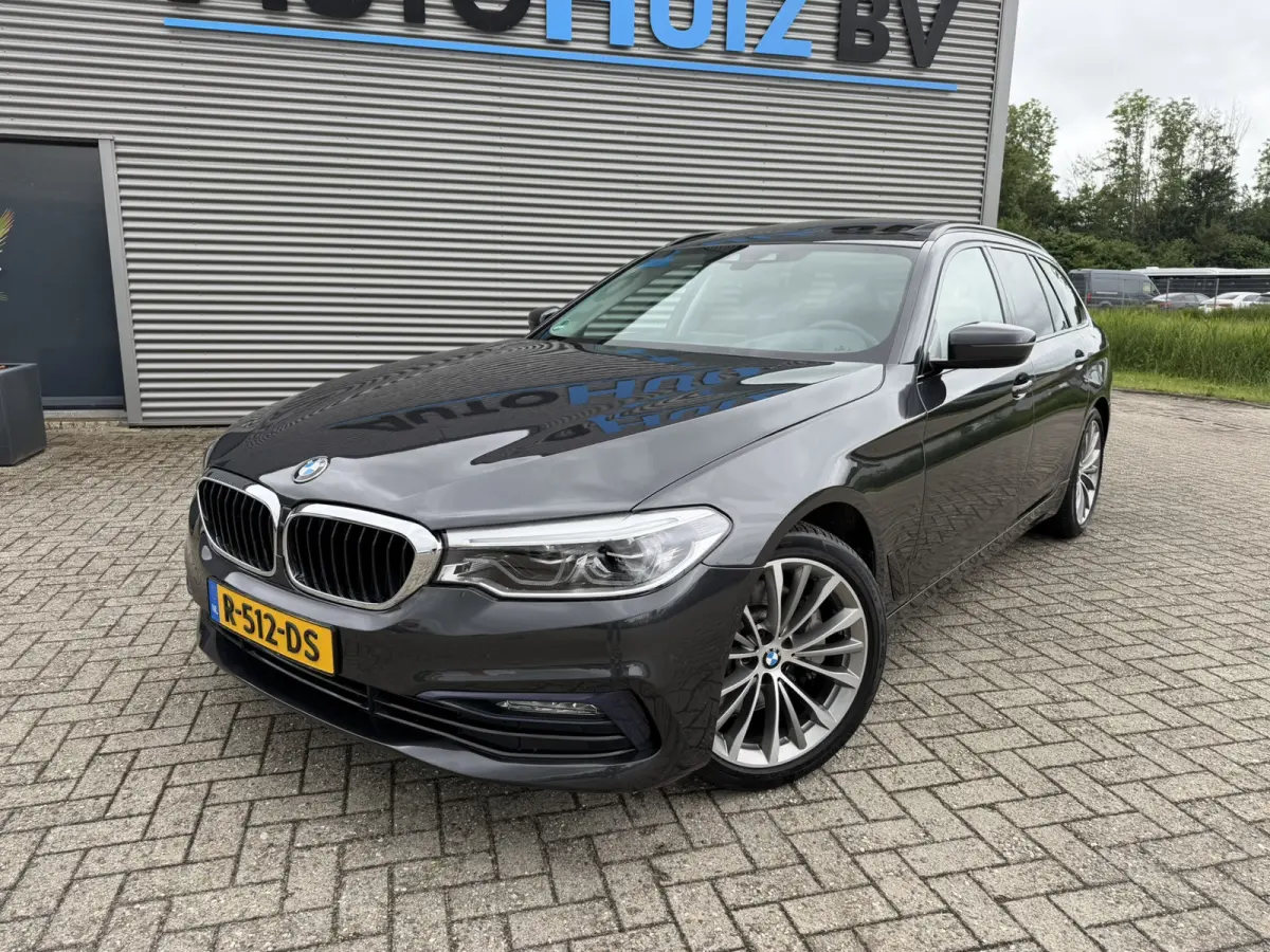 530i High Executive Panoramadak Leder LED Head-Up Display Achteruitrijcamera