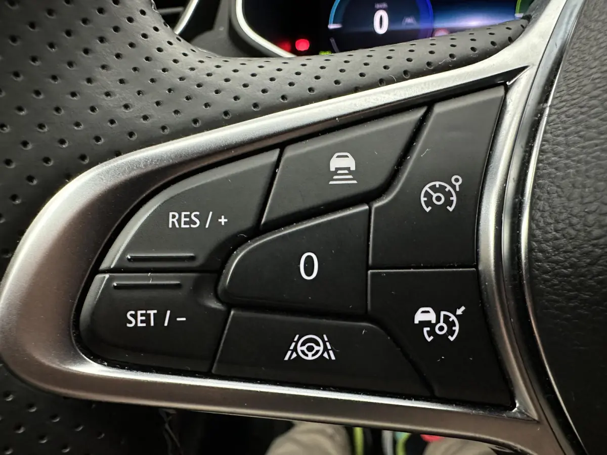 1.6 E-Tech Full Hybrid 145 esprit Alpine | BOSE| Adaptive cruise|