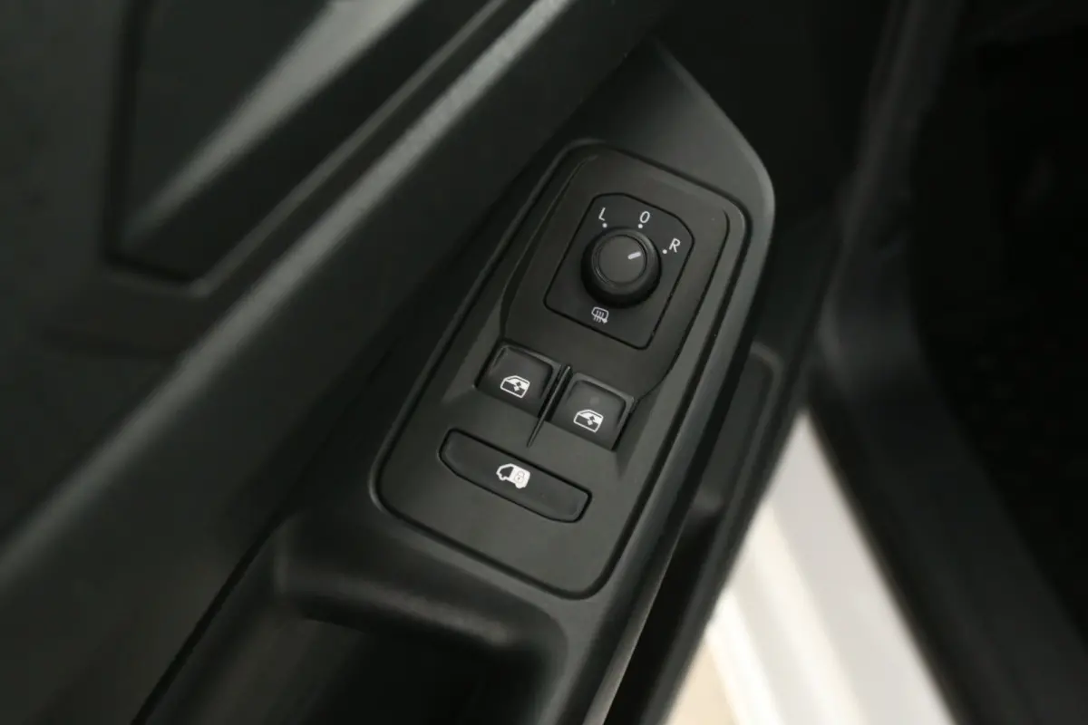 2.0 TDI 102PK | Airco | Cruise | Trekhaak | Elektrpakket