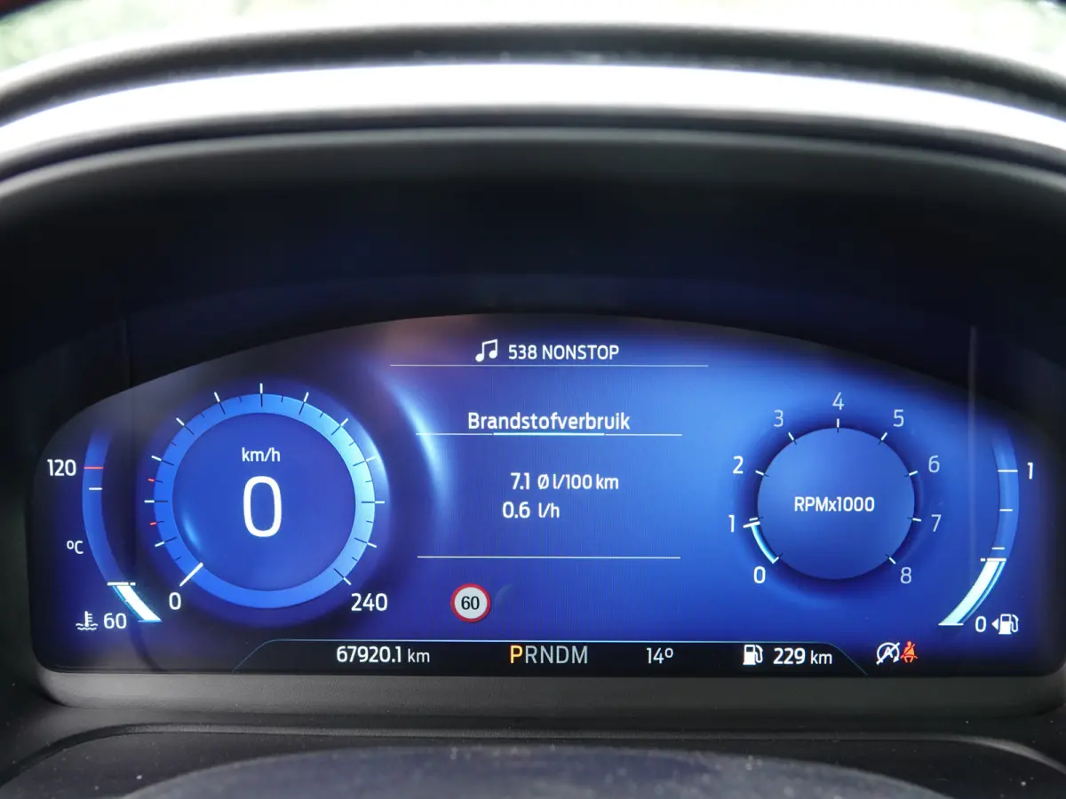 1.0 EcoBoost 125PK ST-Line AUTOM. PANO | WINTERPACK | BLIS | CAMERA