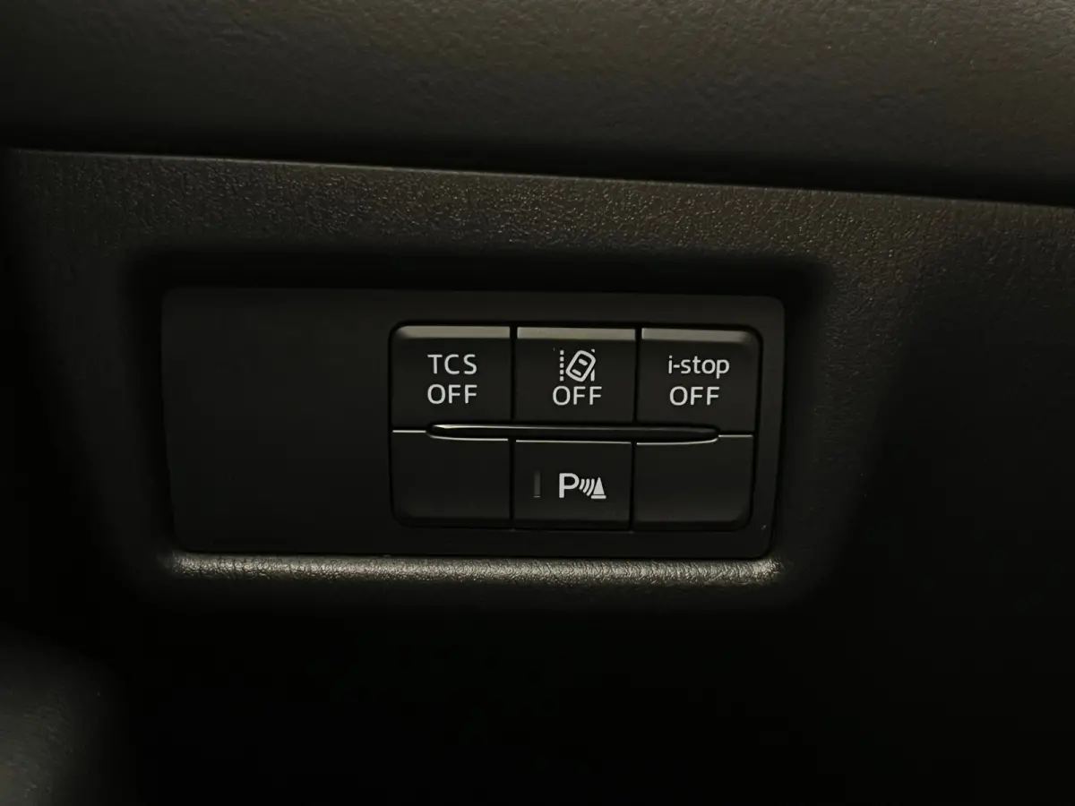 2.0 SkyActiv-G 165 Comfort Trekhaak Afneembaar | Parkeersensoren Rondom | Cruise | Climate Control | DAB | Navigatie | Stoelverwarming  | Achteruitrijcamera | Apple Carplay/Android Auto|tele