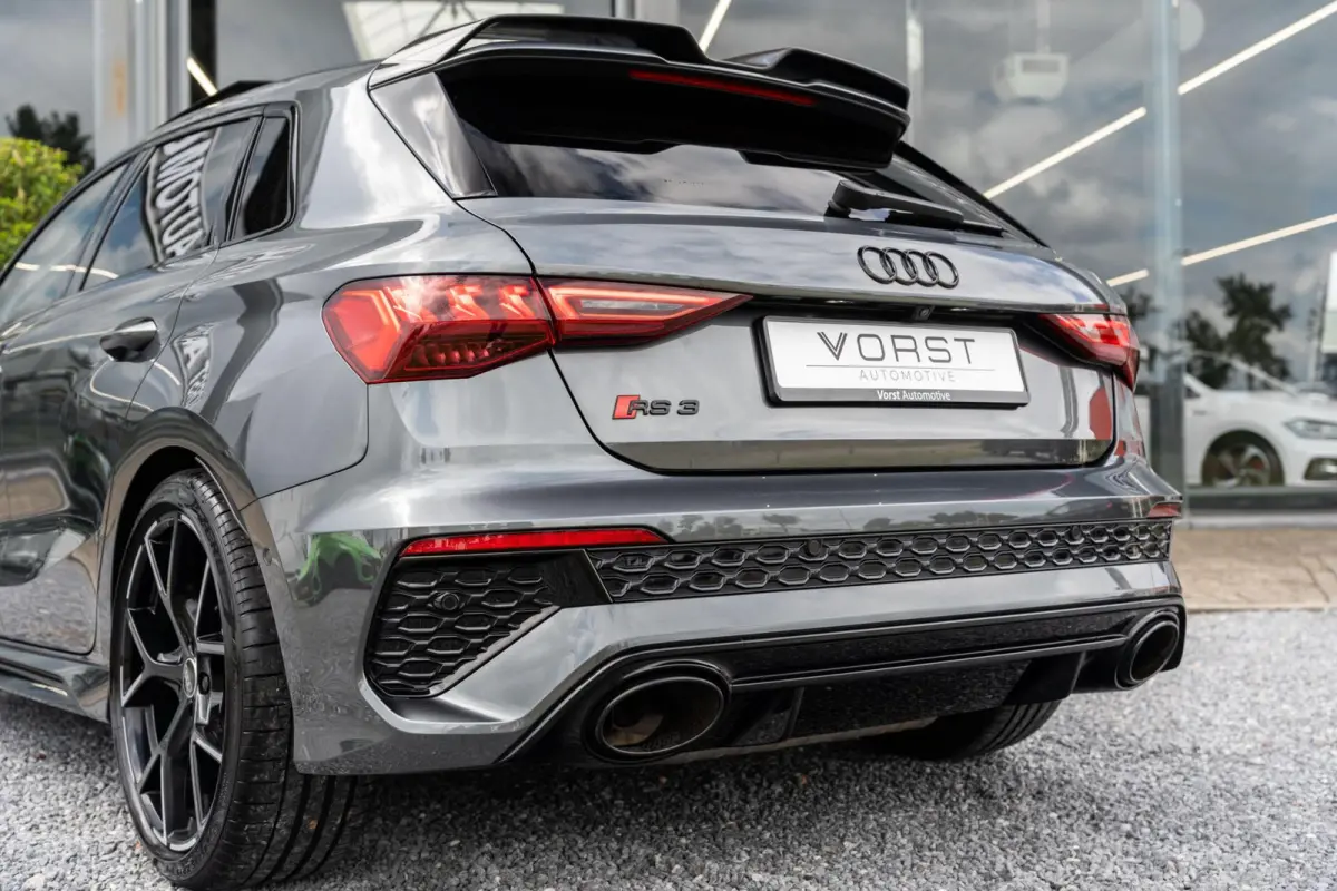 RS 3 2.5 TFSI quattro HUD Pano Hulk B&O Keramisch