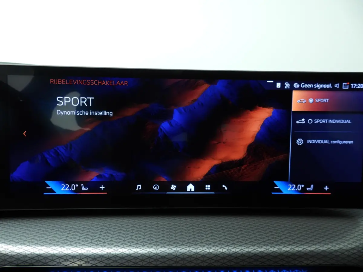 420i | M-Sportpakket | LED | Navigatie |Sportstoelen | Stoelverwarming | DAB | Alu 19 inch