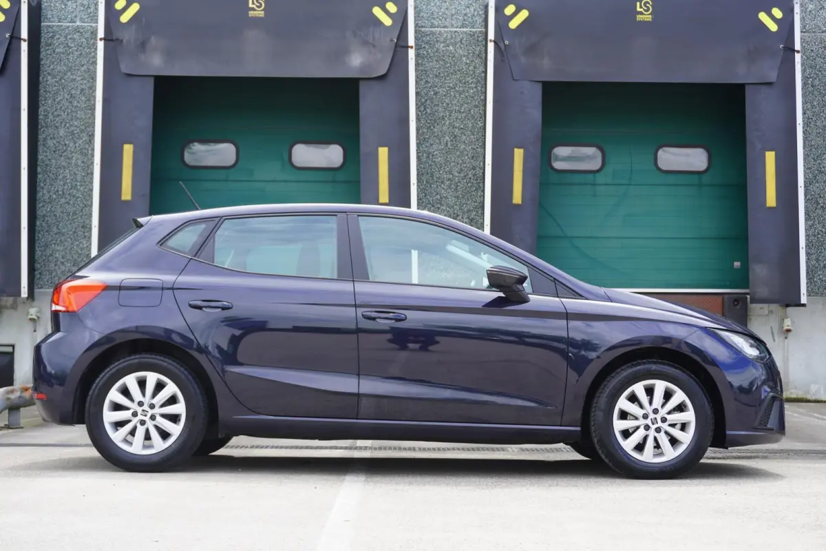 1.0 EcoTSI 95pk Style | Climatronic | FullLink | PDC Achter