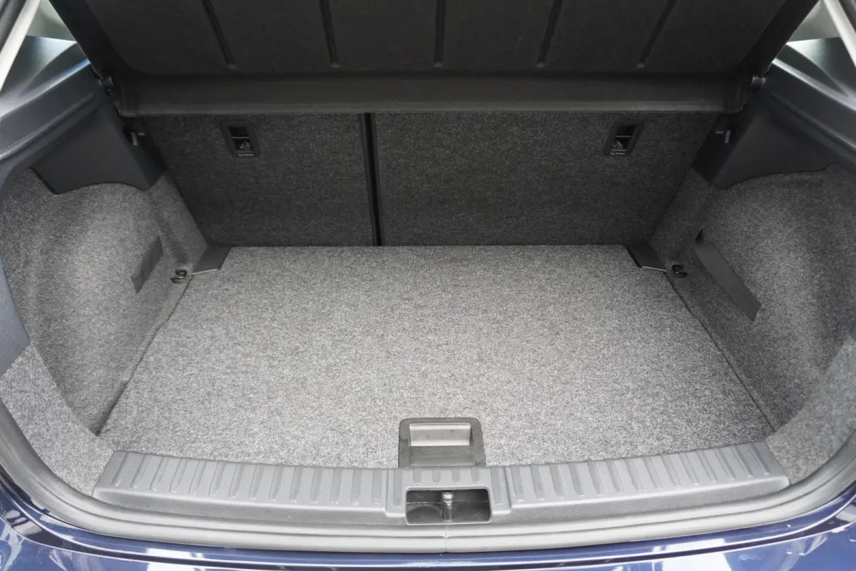 1.0 EcoTSI 95pk Style | Climatronic | FullLink | PDC Achter
