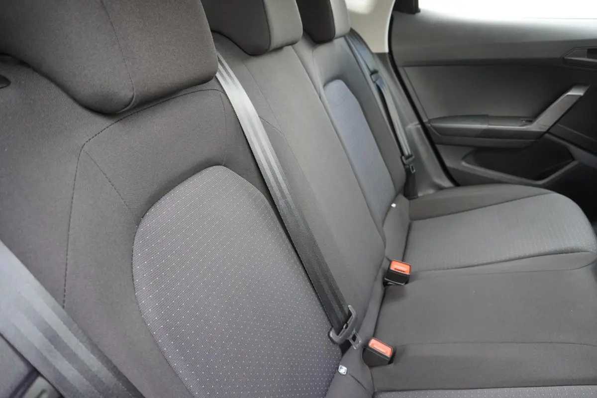1.0 EcoTSI 95pk Style | Climatronic | FullLink | PDC Achter