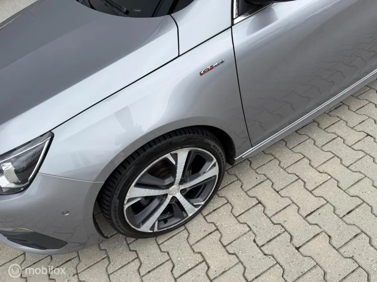 1.2 PureTech GT-line|AUTOMAAT|MASSAGESTO|PANO