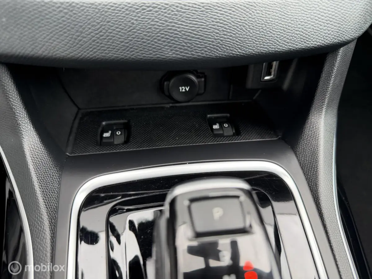 1.2 PureTech GT-line|AUTOMAAT|MASSAGESTO|PANO