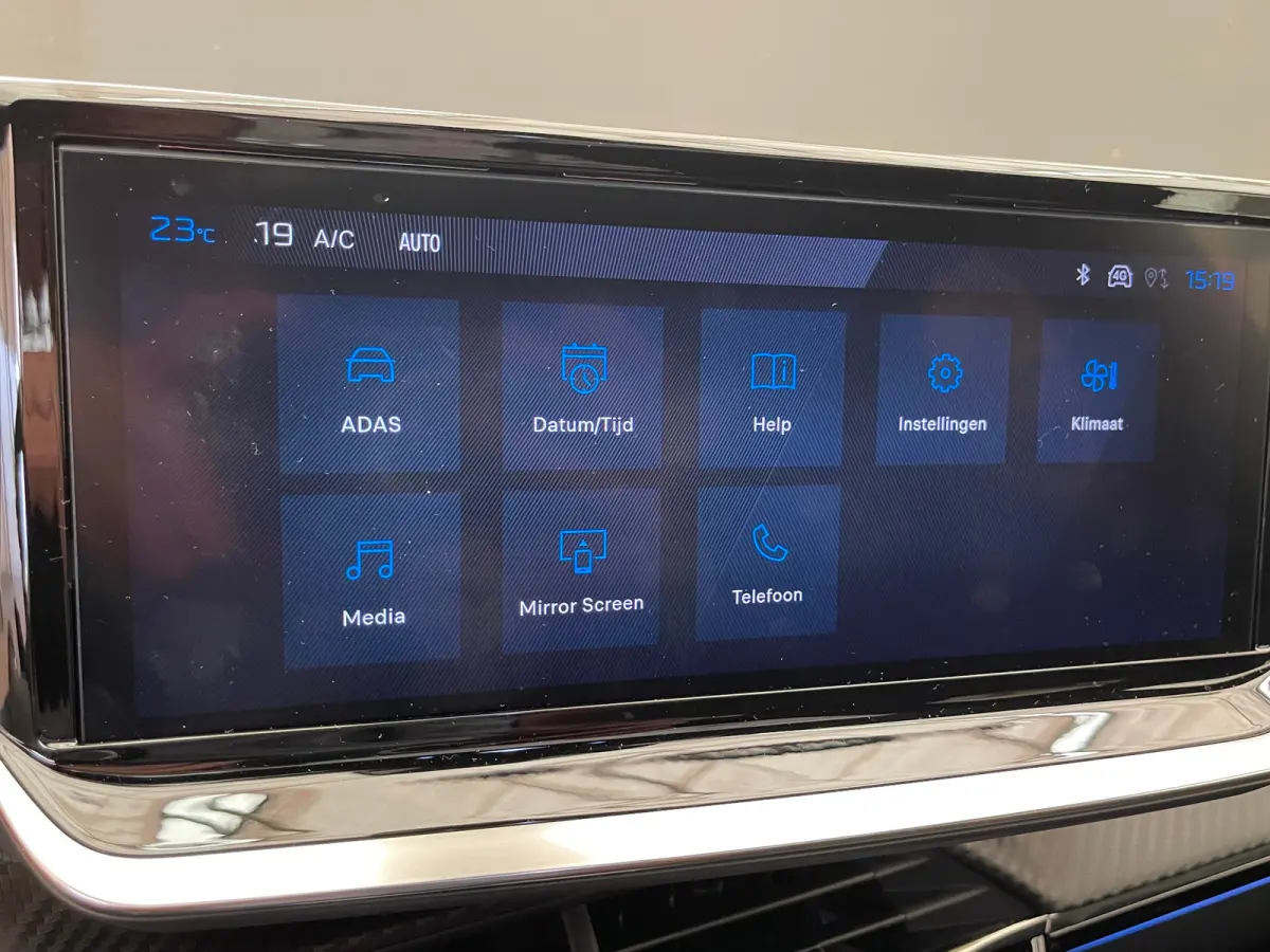 Hybrid 100 e-DCS6 GT Panorama Dak | LED | Digitaal Dashboard | Leder/Stof Sportstoelen | Carplay | Camera | Keyless | Achteruitrijcamera | Apple Carplay/Android Auto|telefoonintegratie premi