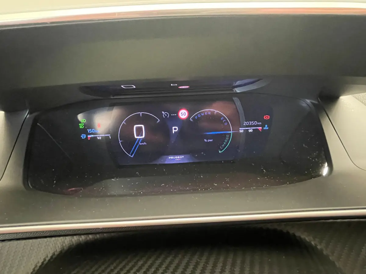 Hybrid 100 e-DCS6 GT Panorama Dak | LED | Digitaal Dashboard | Leder/Stof Sportstoelen | Carplay | Camera | Keyless | Achteruitrijcamera | Apple Carplay/Android Auto|telefoonintegratie premi