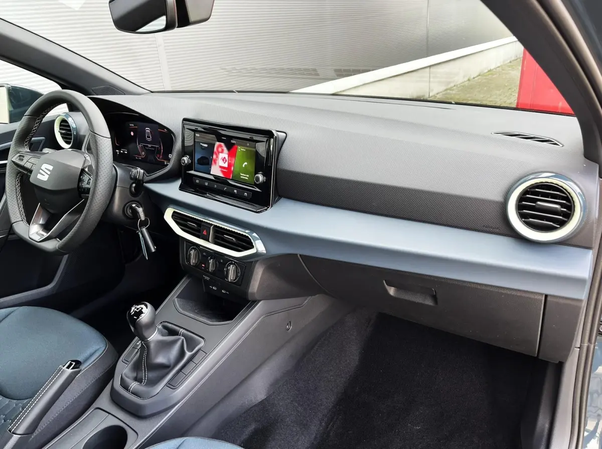 1.0 EcoTSI 95pk Style | Cruise Control | Airco