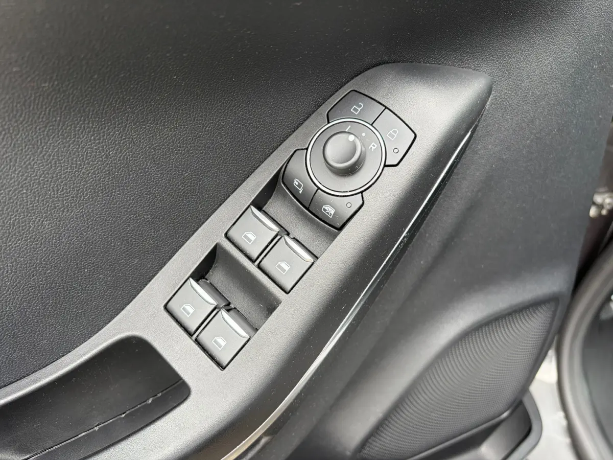 1.0 EcoBoost ST-Line X|Rijklaar prijs|Trekhaak|Camera|Stoel/stuur verw.|Carplay|