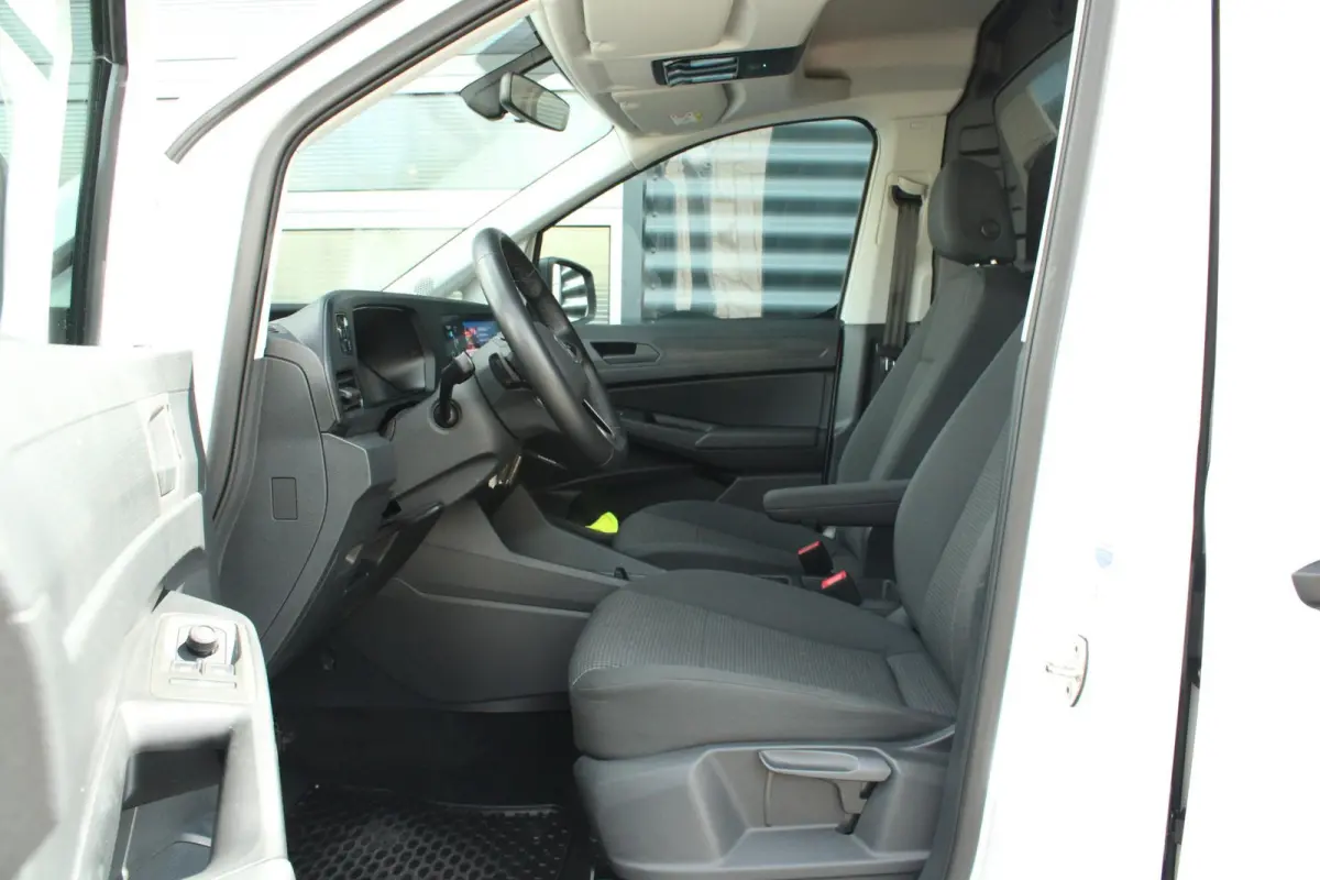 2.0 TDI 122pk DSG | Glaslook | Schuifdeur L+R | Navigatie | Parkeersensoren | Cruise Control | Airco