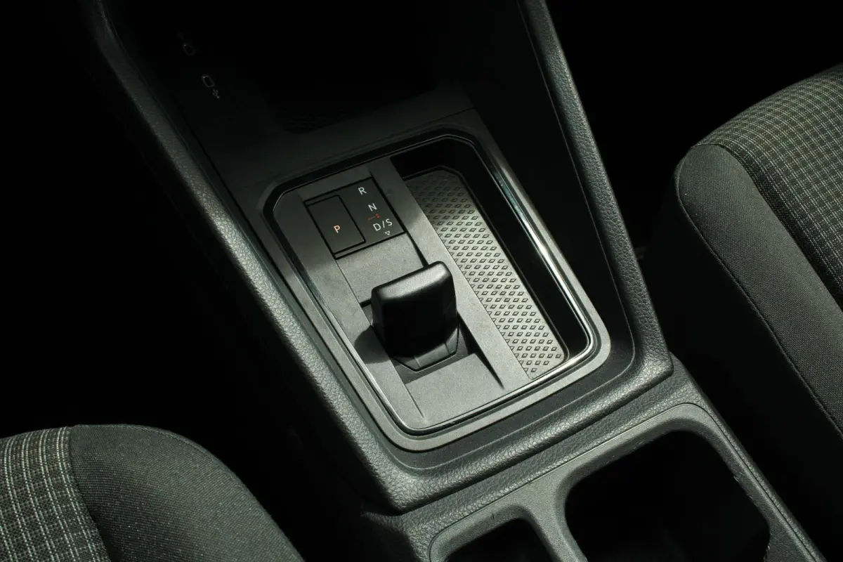 2.0 TDI 122pk DSG | Glaslook | Schuifdeur L+R | Navigatie | Parkeersensoren | Cruise Control | Airco