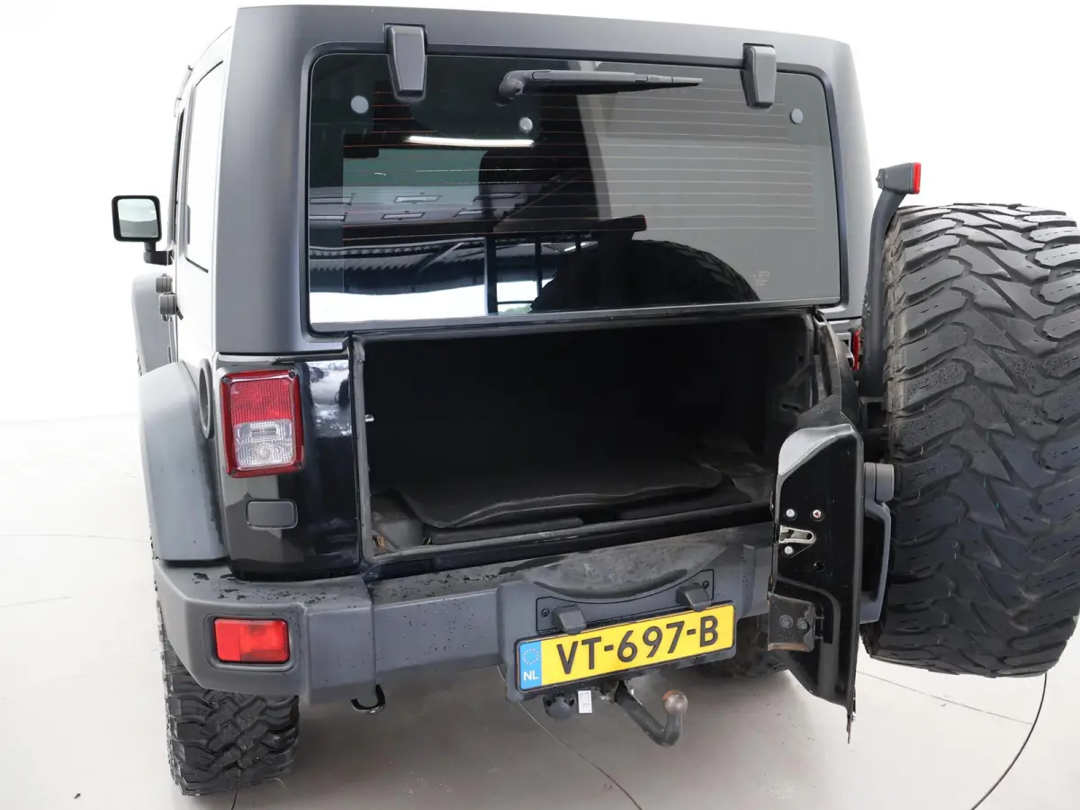 2.8 CRD 200 PK SPORT AUT. 4X4 GRIJS KENTEKEN *MARGE* + TREKHAAK