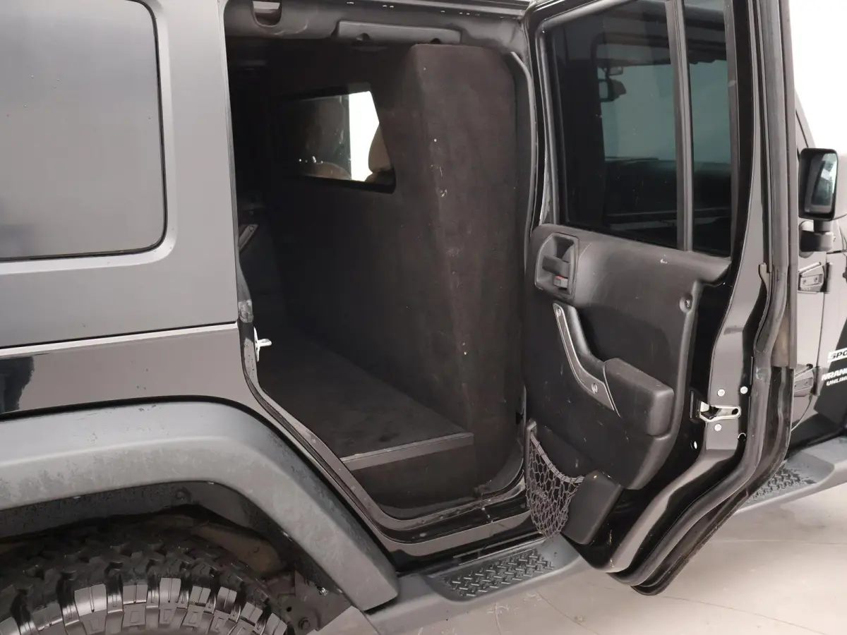 2.8 CRD 200 PK SPORT AUT. 4X4 GRIJS KENTEKEN *MARGE* + TREKHAAK