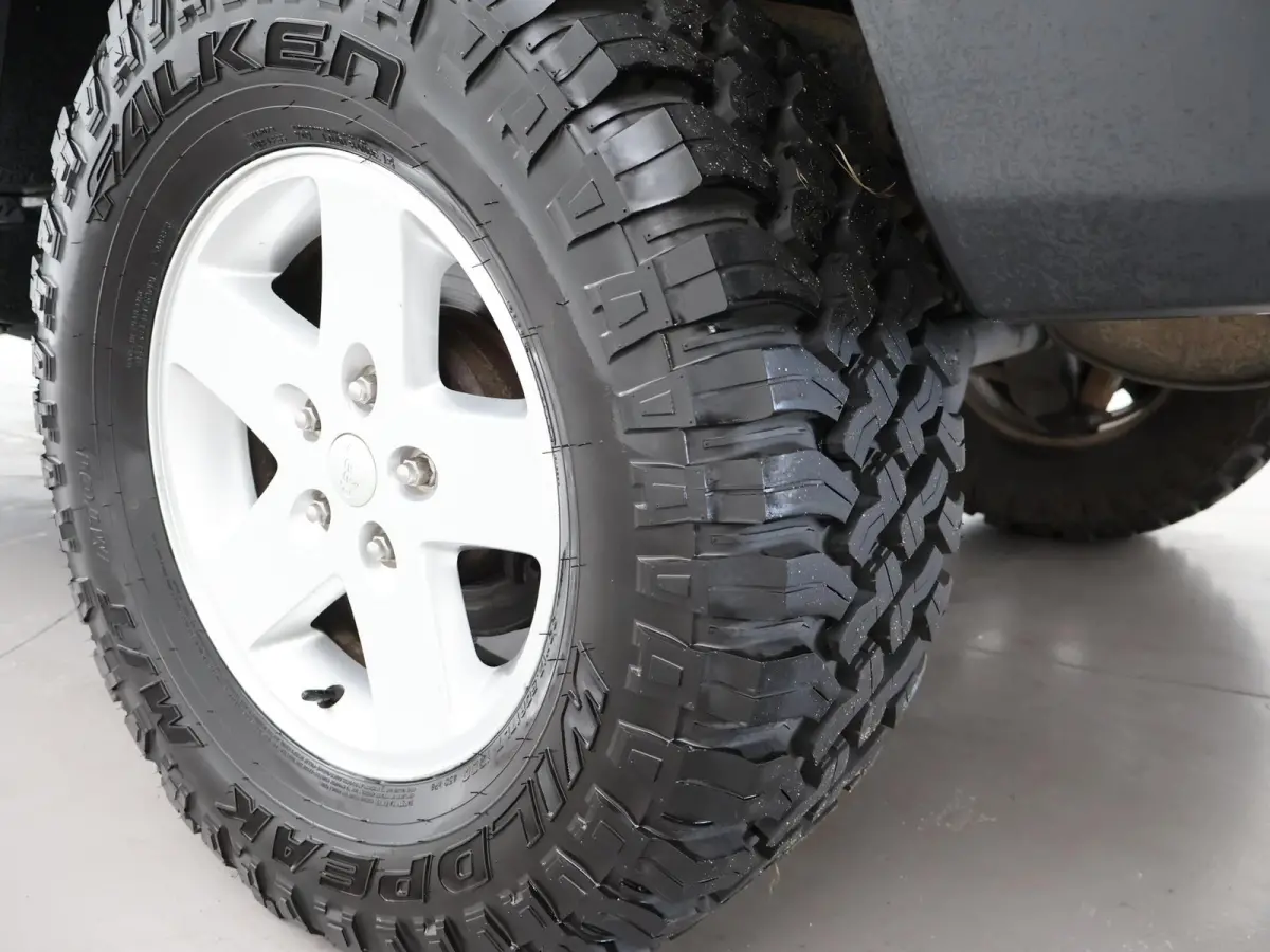 2.8 CRD 200 PK SPORT AUT. 4X4 GRIJS KENTEKEN *MARGE* + TREKHAAK