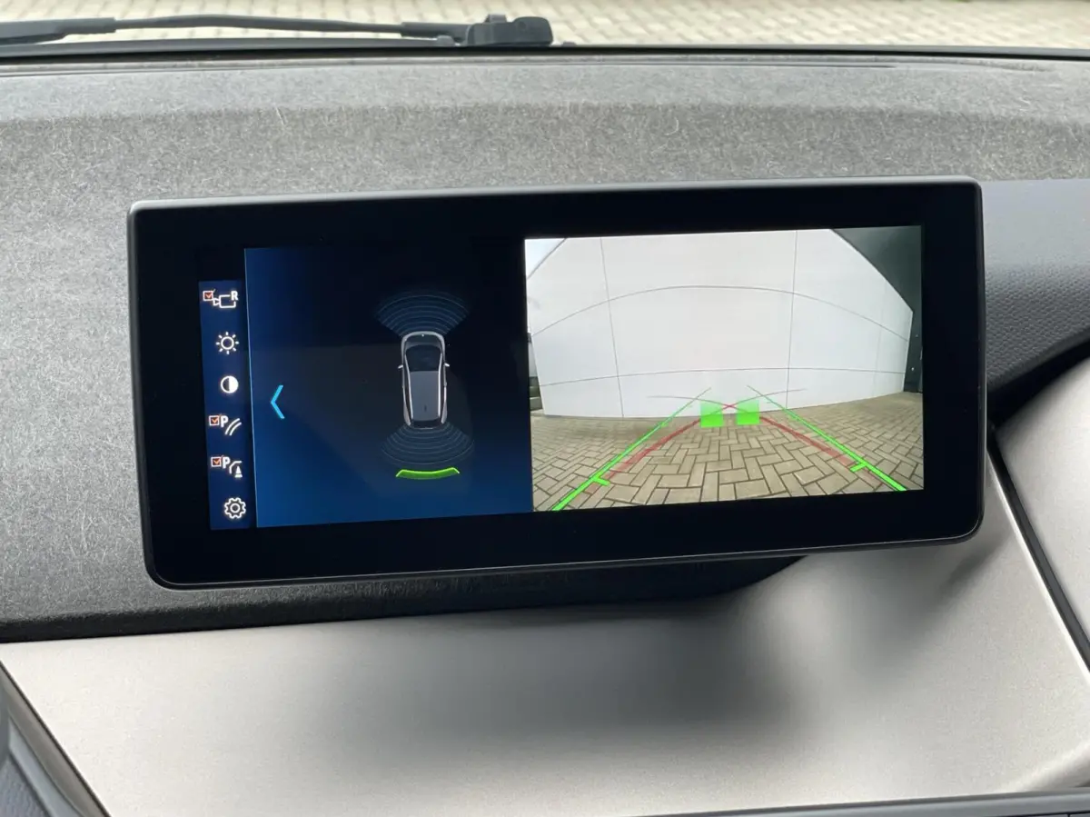 Dark Shadow Edition 120Ah 42 kWh Warmtepomp Navi Camera DAB Stoelverwarming 20 inch LM