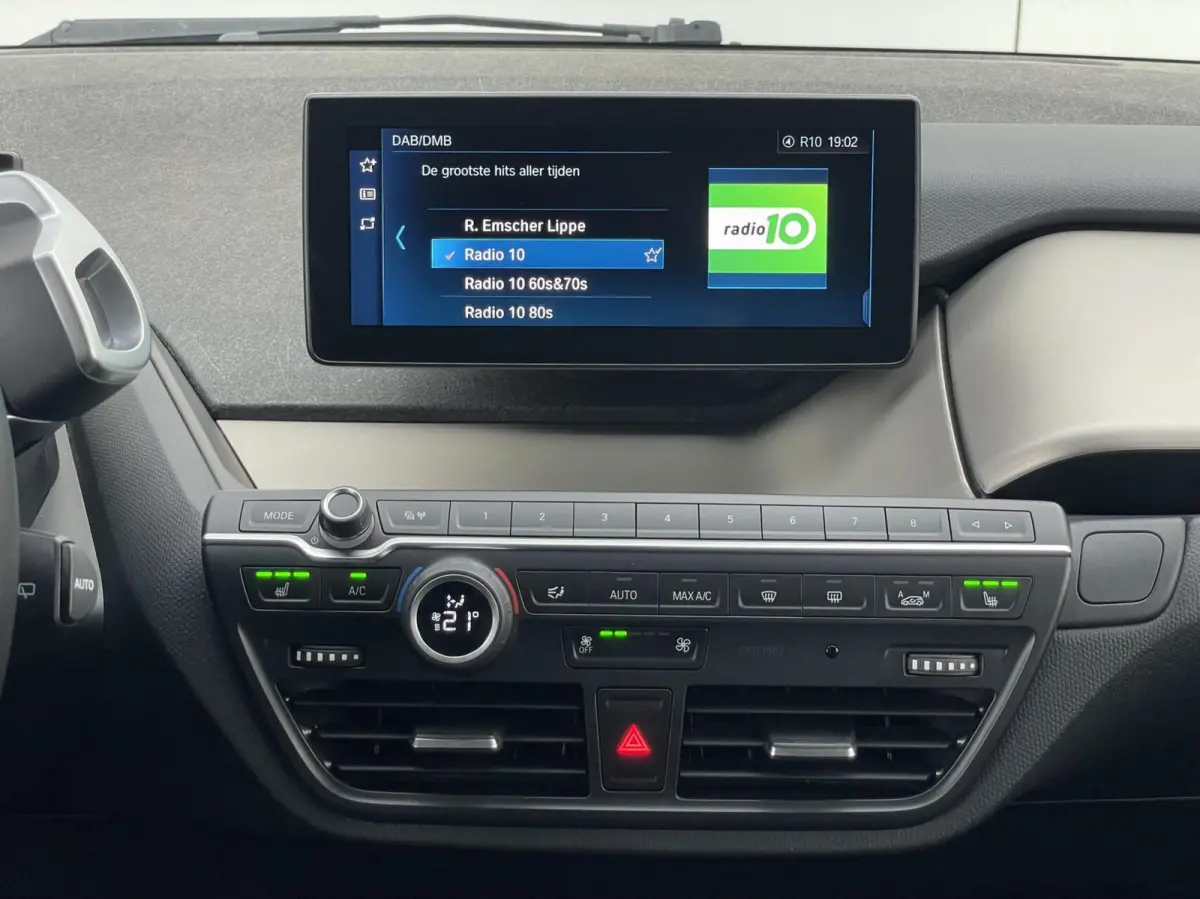 Dark Shadow Edition 120Ah 42 kWh Warmtepomp Navi Camera DAB Stoelverwarming 20 inch LM