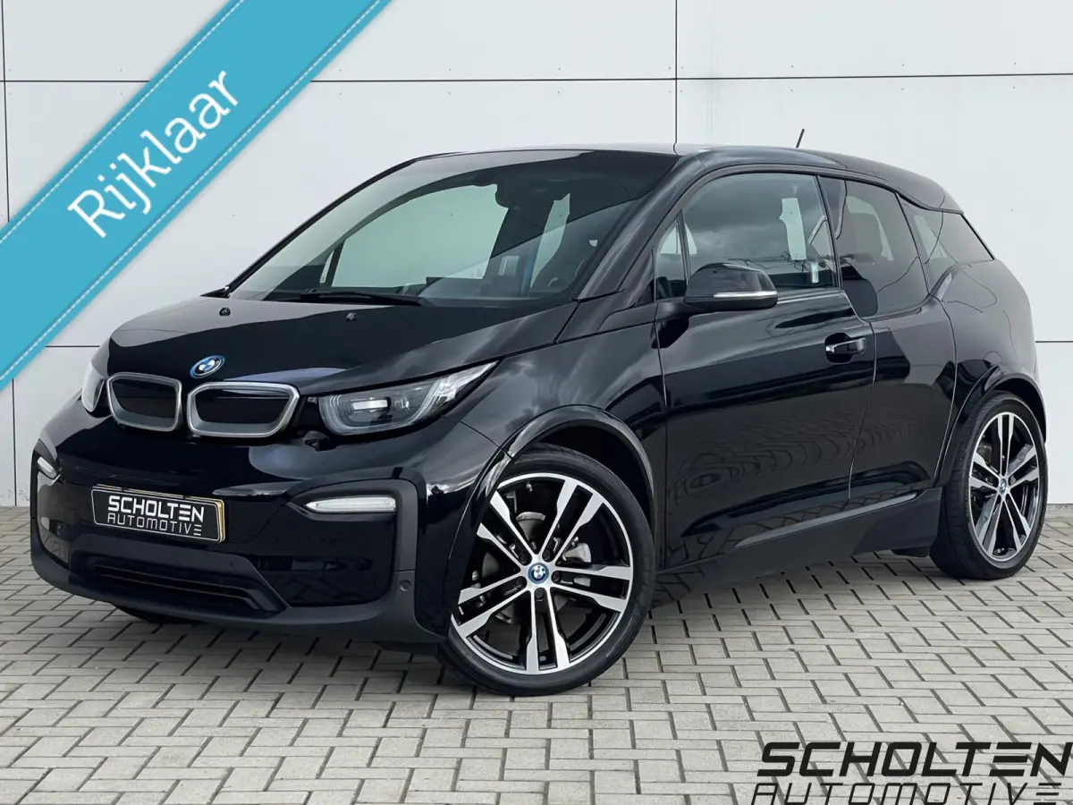 Dark Shadow Edition 120Ah 42 kWh Warmtepomp Navi Camera DAB Stoelverwarming 20 inch LM