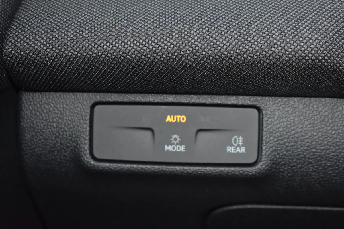 1.5 eTSI 116PK DSG-7 Life First Edition | CAMERA | VIRTUAL COCKPIT | APP. CONNECT | ADAPT. CRUISE | 17 INCH | LED | CLIMATE CONTROL