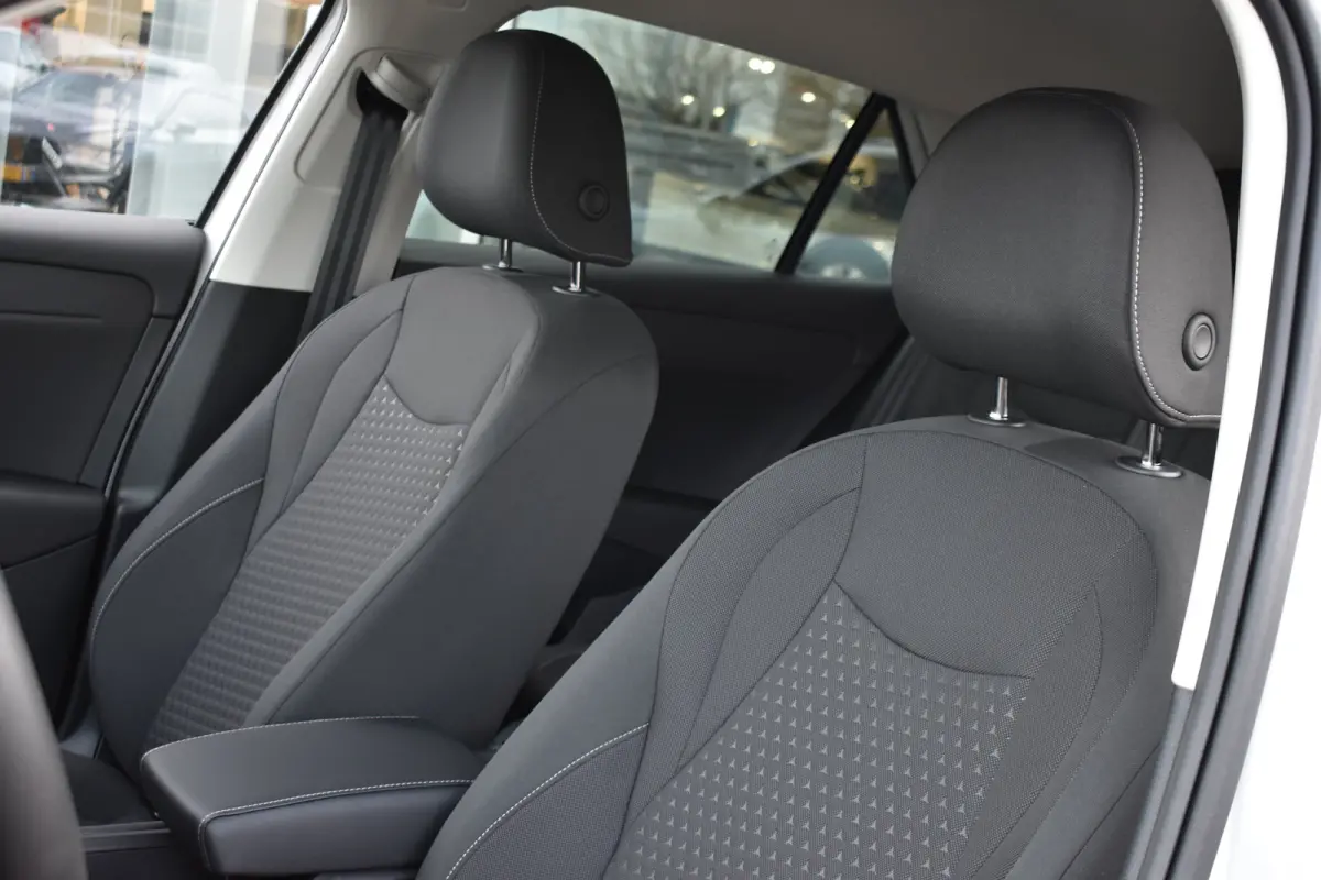 1.5 eTSI 116PK DSG-7 Life First Edition | CAMERA | VIRTUAL COCKPIT | APP. CONNECT | ADAPT. CRUISE | 17 INCH | LED | CLIMATE CONTROL