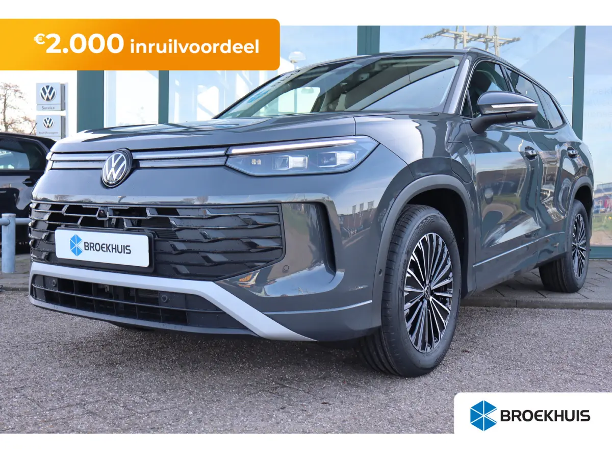 Life Edition | 'App-Connect' draadloze smartphone integratie | Automatische afstandsregeling (Adaptive Cruise Control) | Buitenspiegels elektrisch instel-, verwarm- en inklapbaar