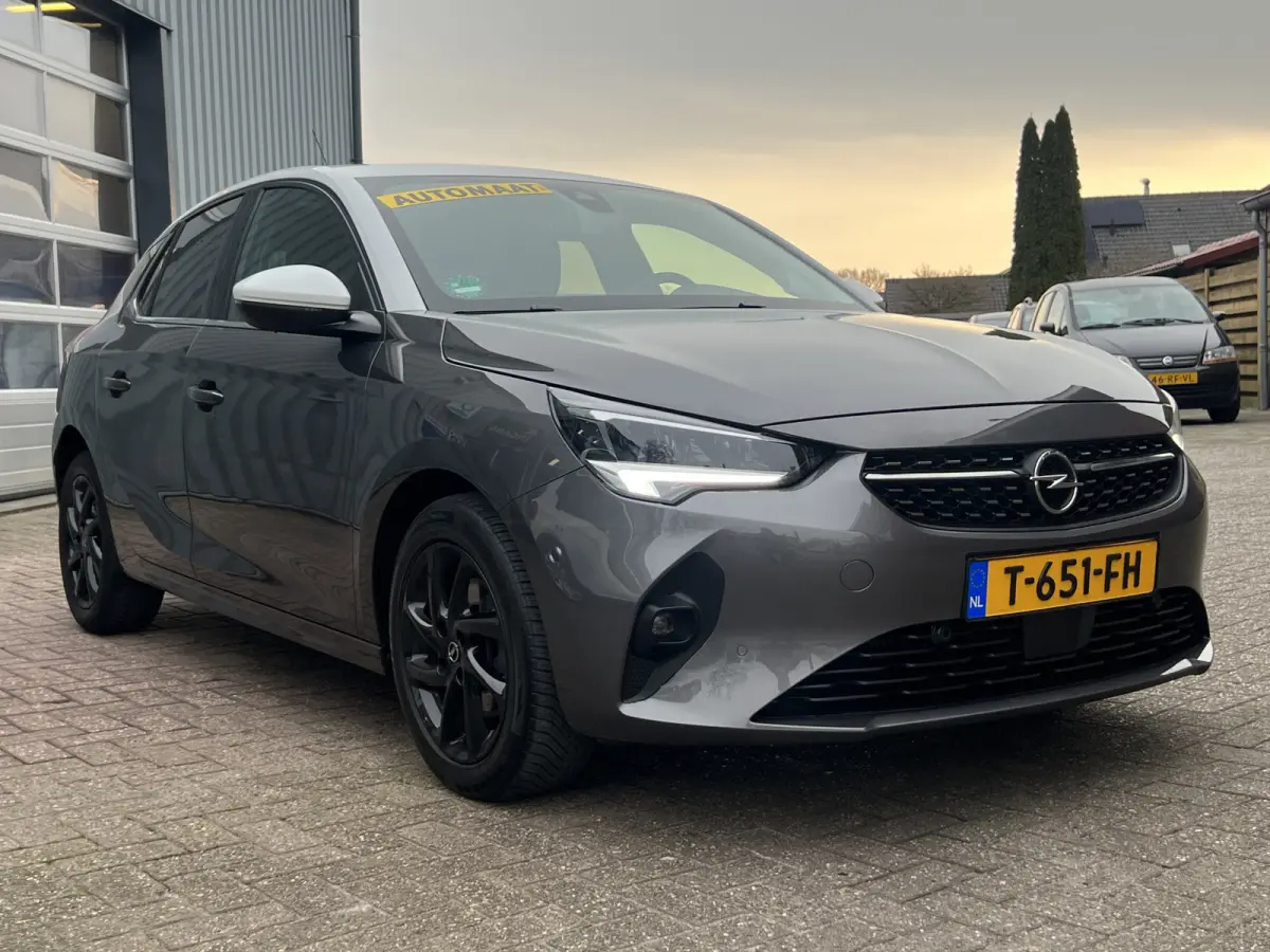 1.2 GS Line | AUTOMAAT | CAMERA | CARPLAY | LED |