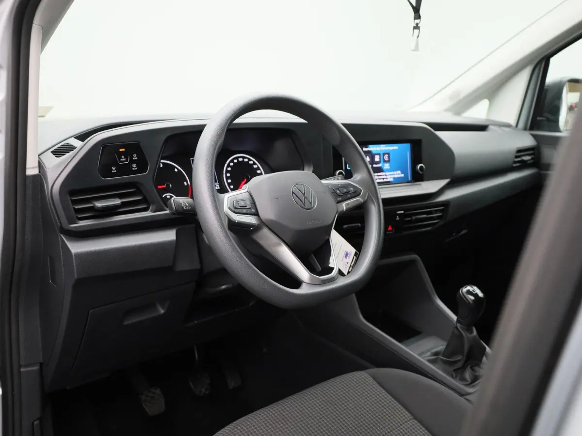 2.0 TDI 102PK Airco | Multifunctioneel Stuurwiel | Parkeersensoren Achter | App-Connect | DAB+ | Cruise Control |