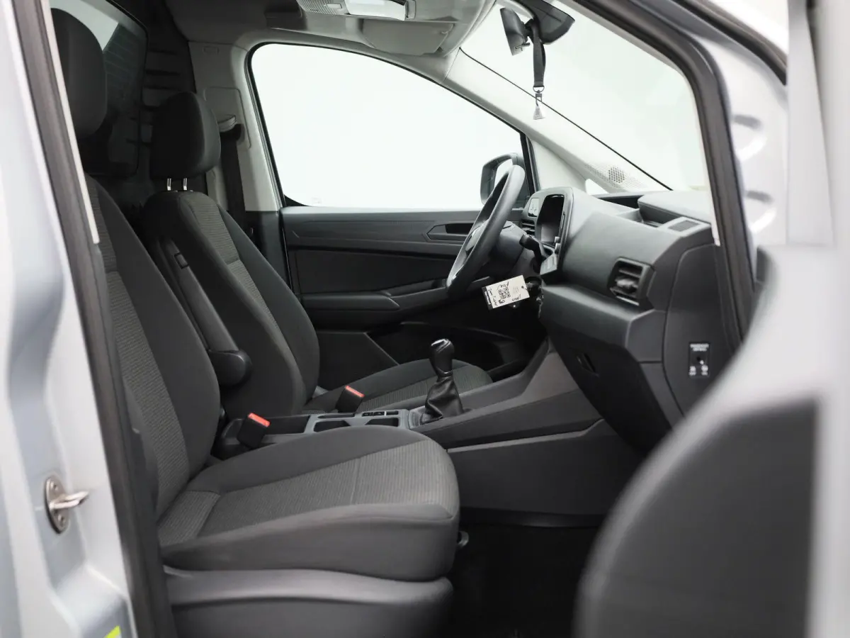 2.0 TDI 102PK Airco | Multifunctioneel Stuurwiel | Parkeersensoren Achter | App-Connect | DAB+ | Cruise Control |