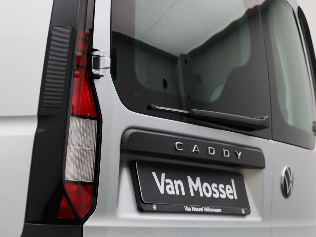 2.0 TDI 102PK Airco | Multifunctioneel Stuurwiel | Parkeersensoren Achter | App-Connect | DAB+ | Cruise Control |