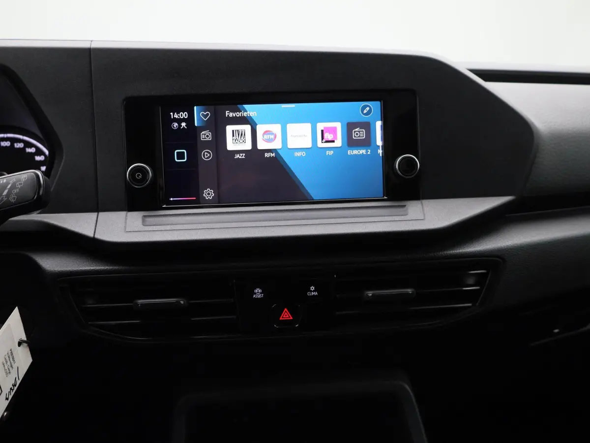 2.0 TDI 102PK Airco | Multifunctioneel Stuurwiel | Parkeersensoren Achter | App-Connect | DAB+ | Cruise Control |