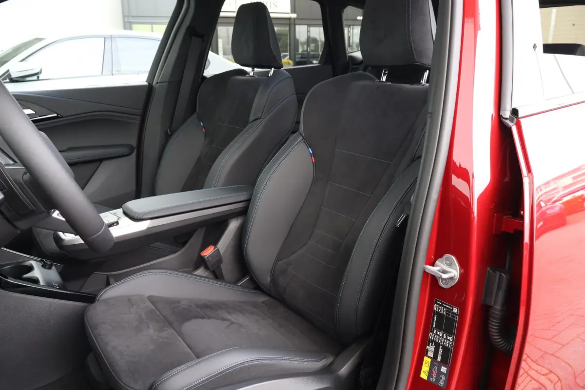 225e xDrive | SoH 100% | M Sportpakket | Stuurwielrand verwarmd | Comfort Access | panoramadak | Stoelverwarming | Driving Assistant Plus