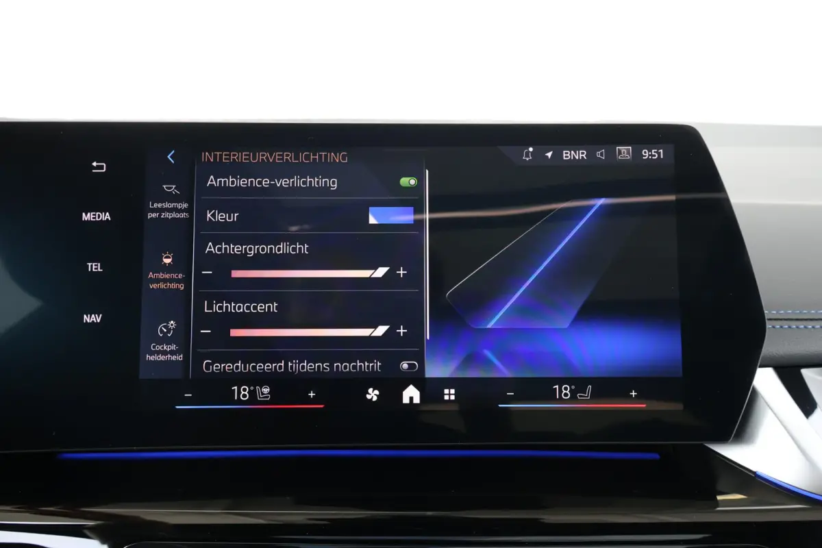 225e xDrive | SoH 100% | M Sportpakket | Stuurwielrand verwarmd | Comfort Access | panoramadak | Stoelverwarming | Driving Assistant Plus