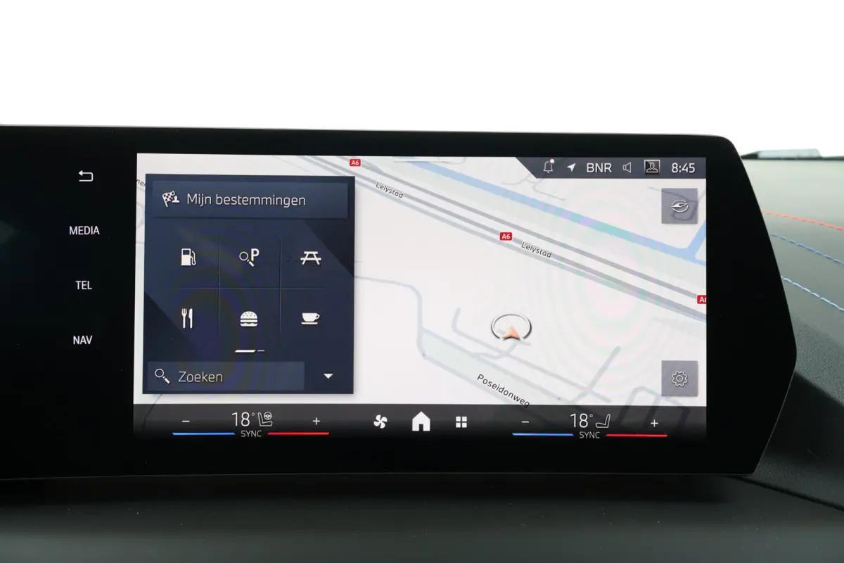 120 M Sport Design Edition M Sportpakket Pro | Stuurwielrand verwarmd | Comfort Access | panoramadak | Harman Kardon | Head-Up |Driving Assistant Plus |