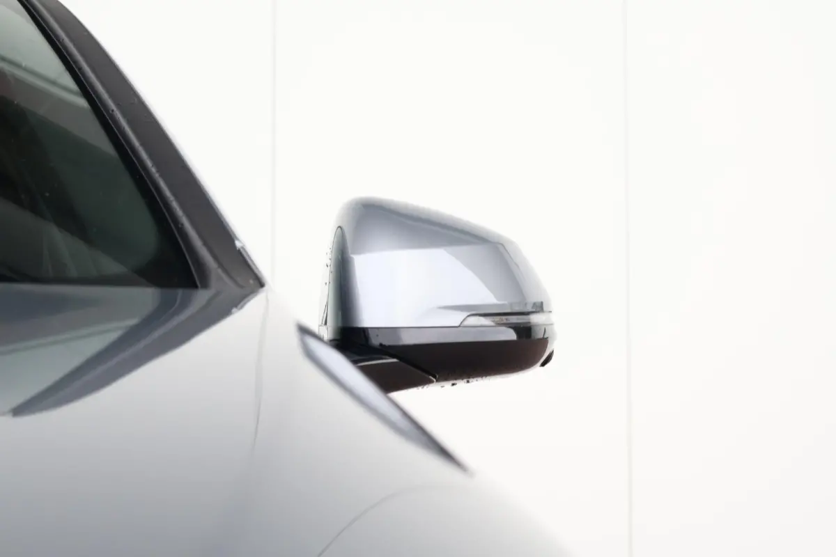 120 M Sport Design Edition M Sportpakket Pro | Stuurwielrand verwarmd | Comfort Access | panoramadak | Harman Kardon | Head-Up |Driving Assistant Plus |
